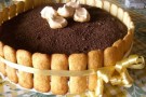Torta di pavesini con mandorle e amarene Torta di pavesini con mandorle e amarene