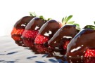 Spiedini di fragole al cioccolato per la Festa della Mamma Spiedini di fragole al cioccolato per la Festa della Mamma