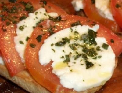 Ricetta caprese alle noci