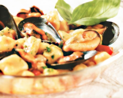 Gnocchetti con cozze al pomodoro