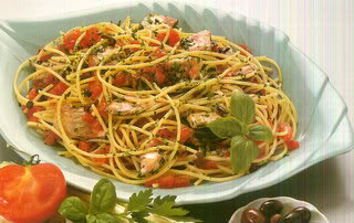Spaghetti con triglie e olive