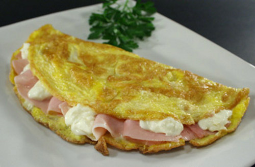 Omelette prosciutto cotto e stracchino