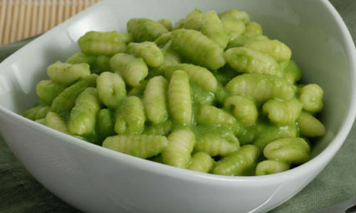 Gnocchetti con crema di piselli