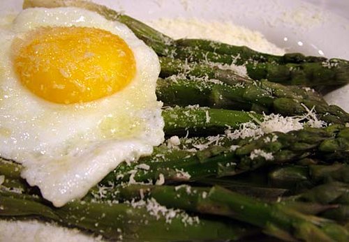 Ricetta asparagi e uova