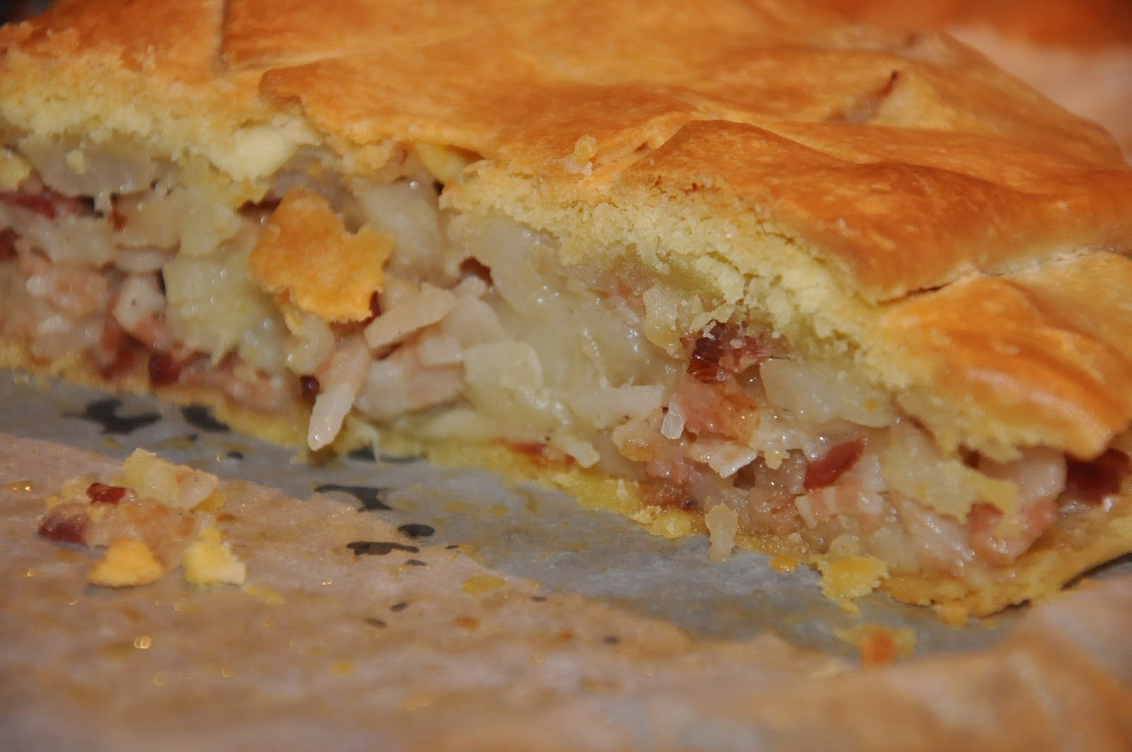 Torta rustica con patate e pancetta