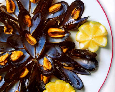 Cozze con funghi e carote