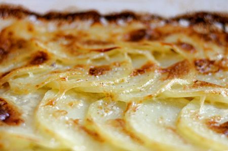 Gratin di patate, porri e coste