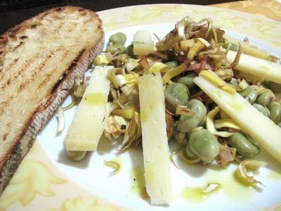 Insalata caciotta e fave fresche