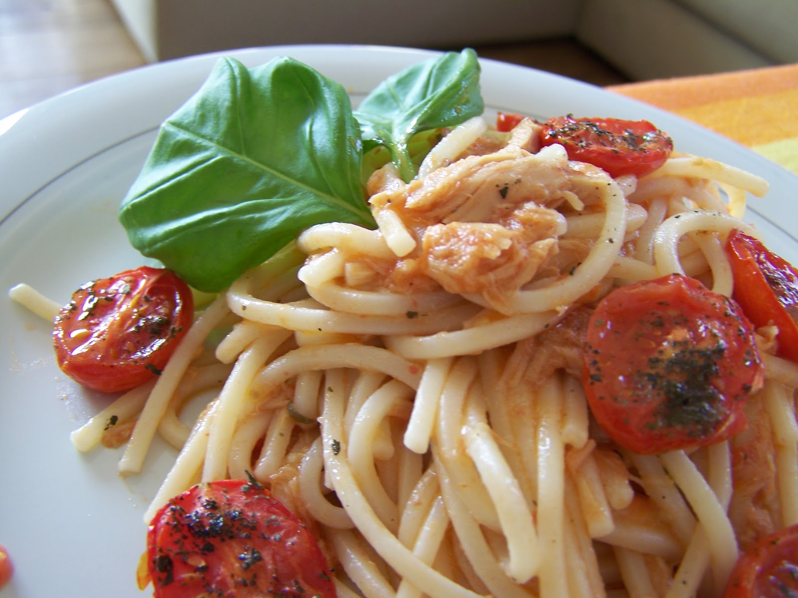 Spaghetti tonno e cipollotto fresco