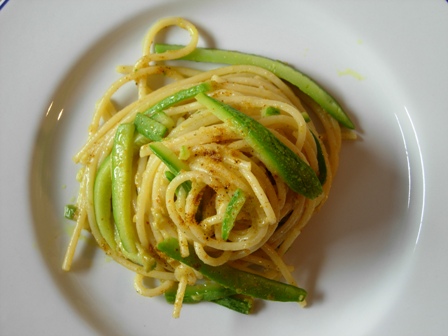 Spaghetti con carbonara vegetariana