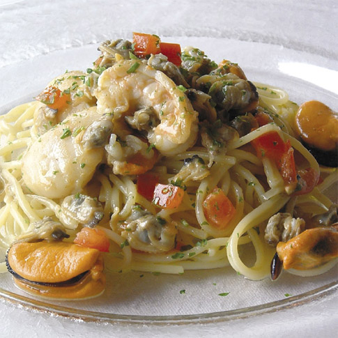 Tagliatelle gustose alle canocchie