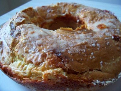 Ciambella con gorgonzola e noci