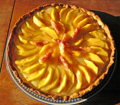 Crostata alle pesche e al mascarpone