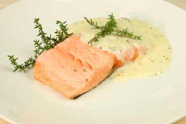 Salmone alle erbe aromatiche