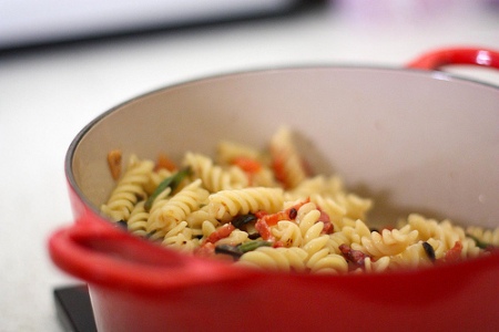 Pasta con le melanzane alla mediterranea 