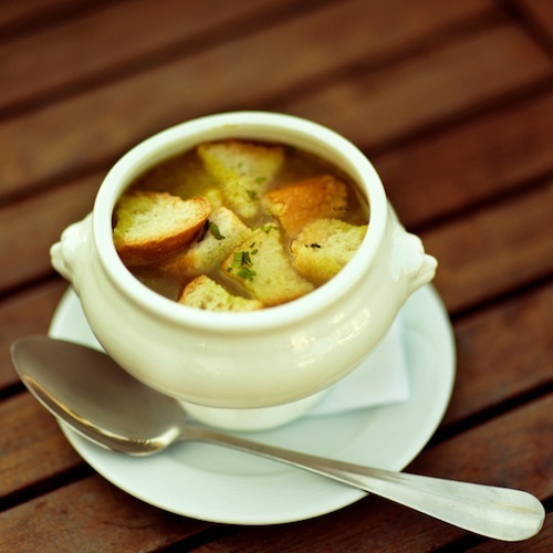 Zuppa di cipolle alla francese 