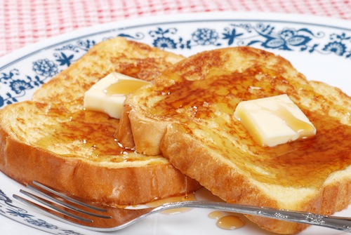 French toast, cosa sono e come si preparano alla frutta