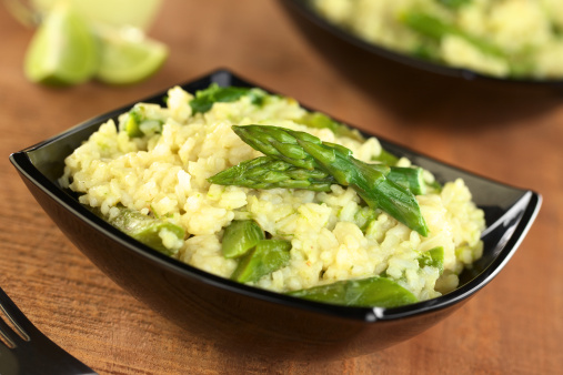 Risotto con gli asparagi ad ingredienti ridotti