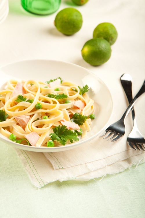 Tagliatelle salmone e curry 