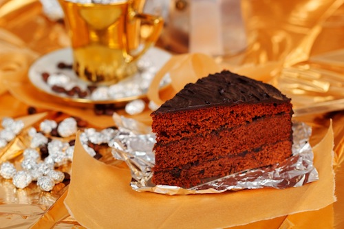 Torta al cioccolato e nocciole con caffè al ginseng 