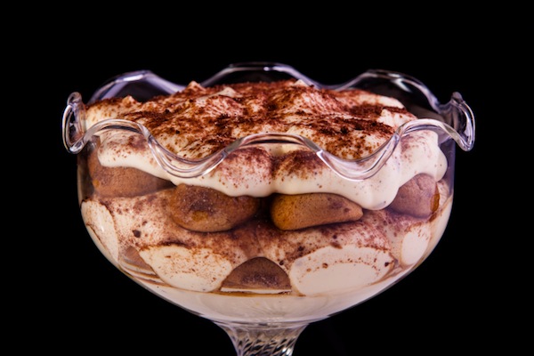 Tiramisù con gli amaretti e pavesini 