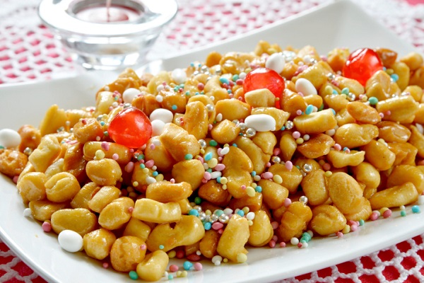 La ricetta originale degli struffoli napoletani