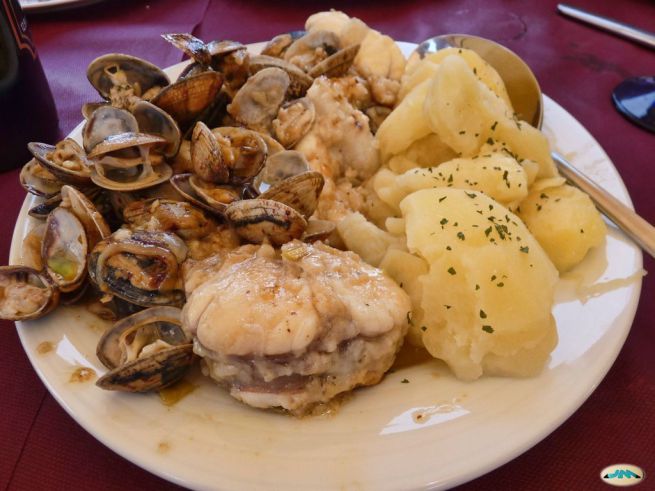 Patate e vongole per fare un antipasto spagnolo