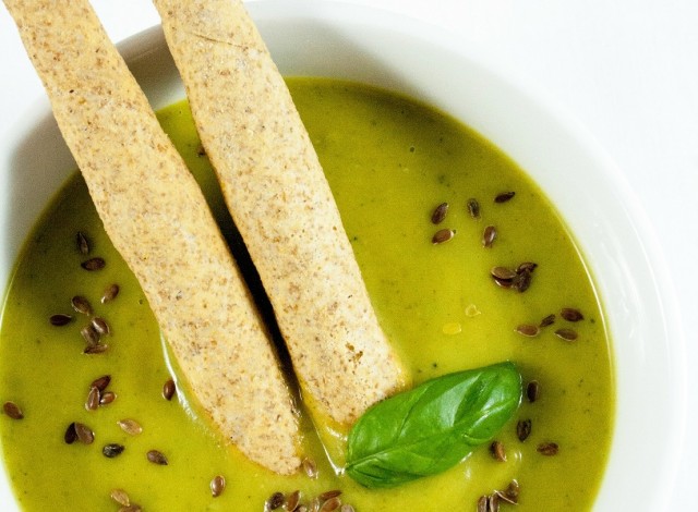 Crema di zucchine e basilico, difficoltà media ma pochissime calorie