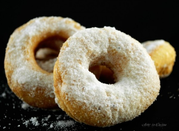 Zeppole sarde dolci, niente a che vedere con San Giuseppe