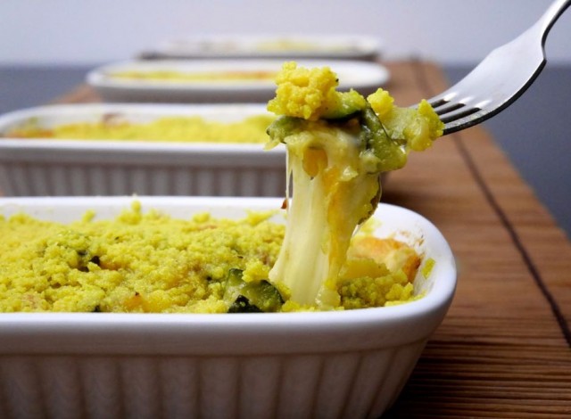 A tutta zucchina con crumble di zucchine al profumo di curry