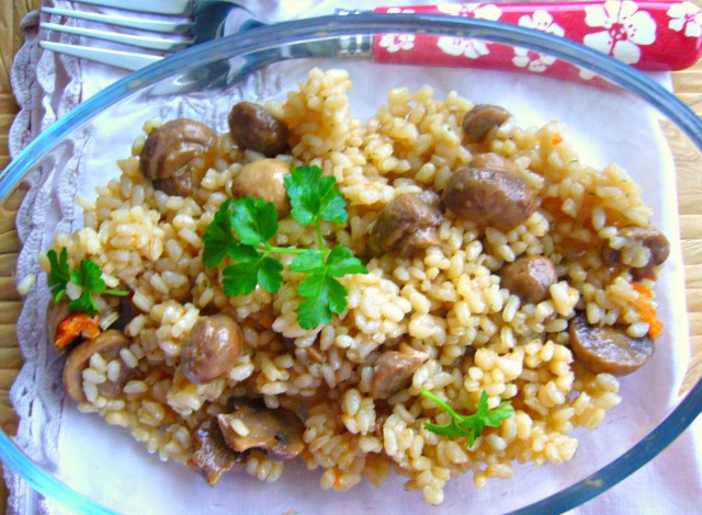 Risotto con funghi champignon alla maniera degli chef