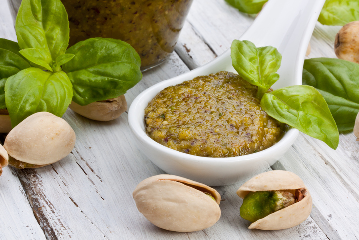 Fusilli al pesto di pistacchio e basilico