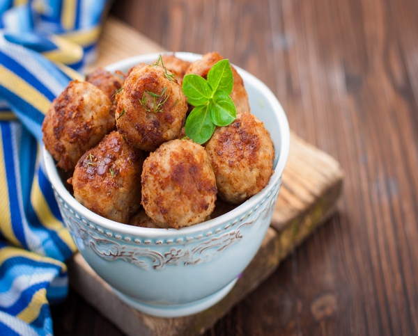 Polpette di carne ripiene di mozzarella