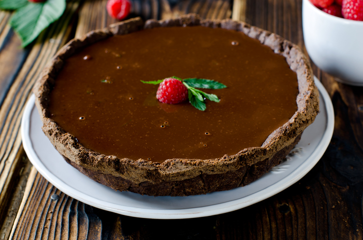 Crostata al cioccolato e caramello mou