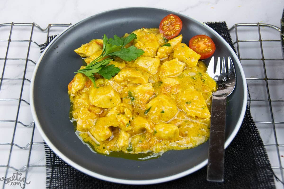 Pollo al curry: come prepararlo in modo facile e veloce!